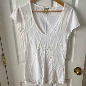 Banana Republic Elegant Vintage White V-Neck Women's Top